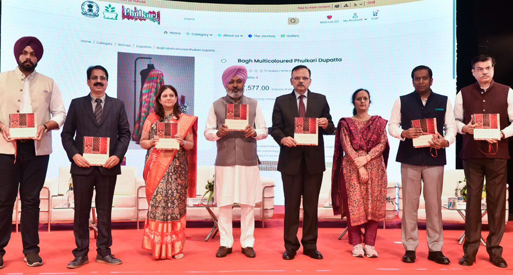 Hon’ble Finance Minister of Punjab, Shri Harpal Singh Cheema, 
launched the Phulkari Web Portal on November 20, 2024, to empower 
and promote local Punjabi artisans