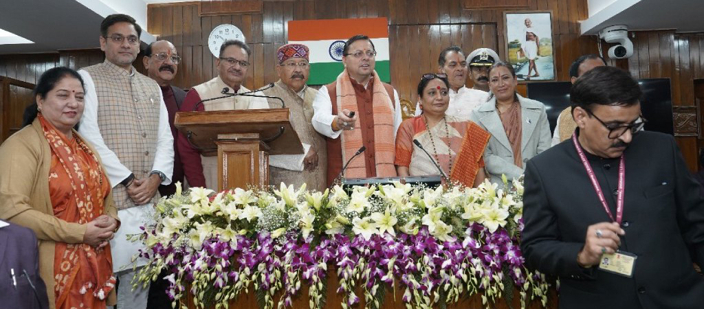 उत्तराखंड के माननीय मुख्यमंत्री और उत्तराखंड विधानसभा के माननीय अध्यक्ष ने विधायी दक्षता और पारदर्शिता बढ़ाने के लिए एमईआईटीवाई के तहत एनआईसी द्वारा एक डिजिटल पहल नेवा पोर्टल का उद्घाटन किया।