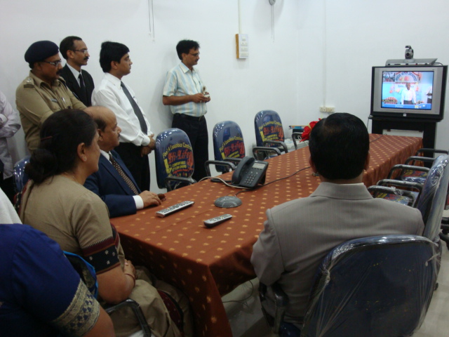 Hon’ble Chief Justice, Smt. Mishra (L),after inaugurating the VC facility