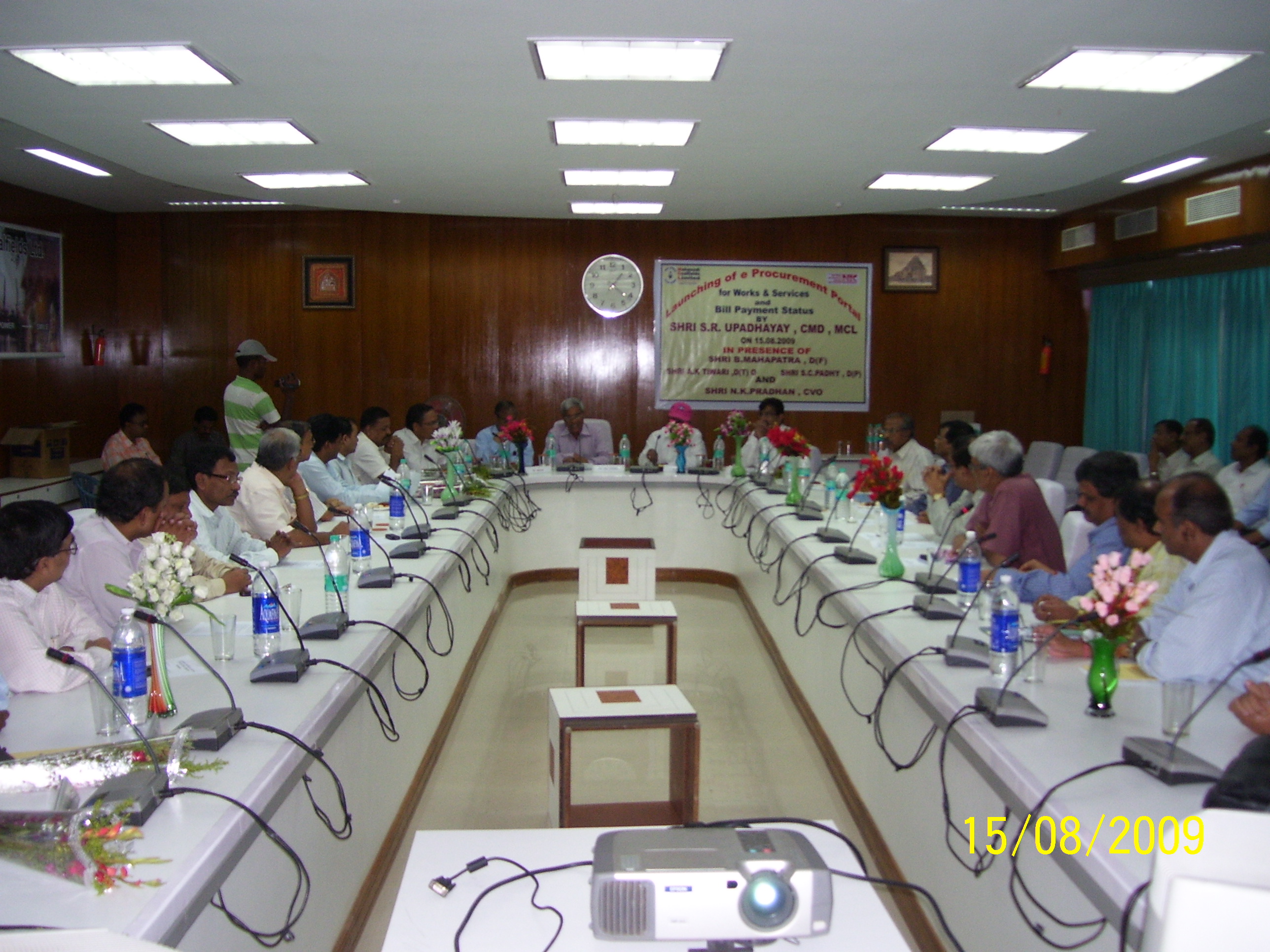 Guests, Directors and Senios Officers in the Inaugural Session