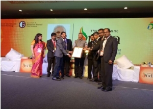 The team receiving award from  the Hon'ble  Minister of State, Electronics and IT,  Govt. of India.