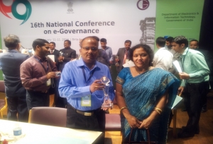 Shri R S Gopalan, IAS and Smt. Sarita Sahoo, NIC with award