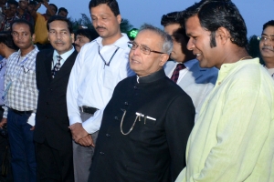 DIO, Collector, RDC and other Officials with Honourable President of India