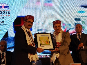 Dr.Ram Lal Markanda, Honourable Minister IT HP & Sh.J C Sharma, Principal Secretary IT GoHP  felicitating Sh. Ajay Kumar Sawhney, Secretary, MeitY GoI