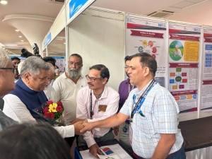 Honorable MP Shri Jagadish Shettar visited the NIC stall at Vision Karnataka 2025 and appreciated NIC efforts for providing digital services