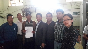 L-R:Sh.G.Rengma(DIO,Wokha),Sh.Yan(RSB,Kma),pensioner with DLC,Sh.Robin Lotha(DC,Wokha),Sh.Lanu Aier(PSA,NIC),Sh.CK Borah (RSB,Kma),Ms.Novotsono(SO/SB)