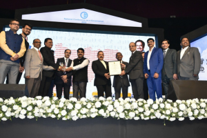 Haryana Saral team receiving Gold award for Antyodaya Saral Haryana Project presented by Sh. Jitendra Singh, Union Minister