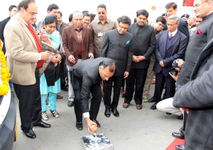 Sh. Vijay Dev, IAS, Adviser to the Administrator, UT Chandigarh inaugurating the Ambulance Service-108