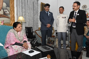 Anshu Rohatgi Scientist F briefing Hon'ble Governor on various aspects of Portal