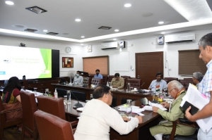 CM Haryana Shri Manohar Lal launching the Mobile App Vehicle Movement Tracking System